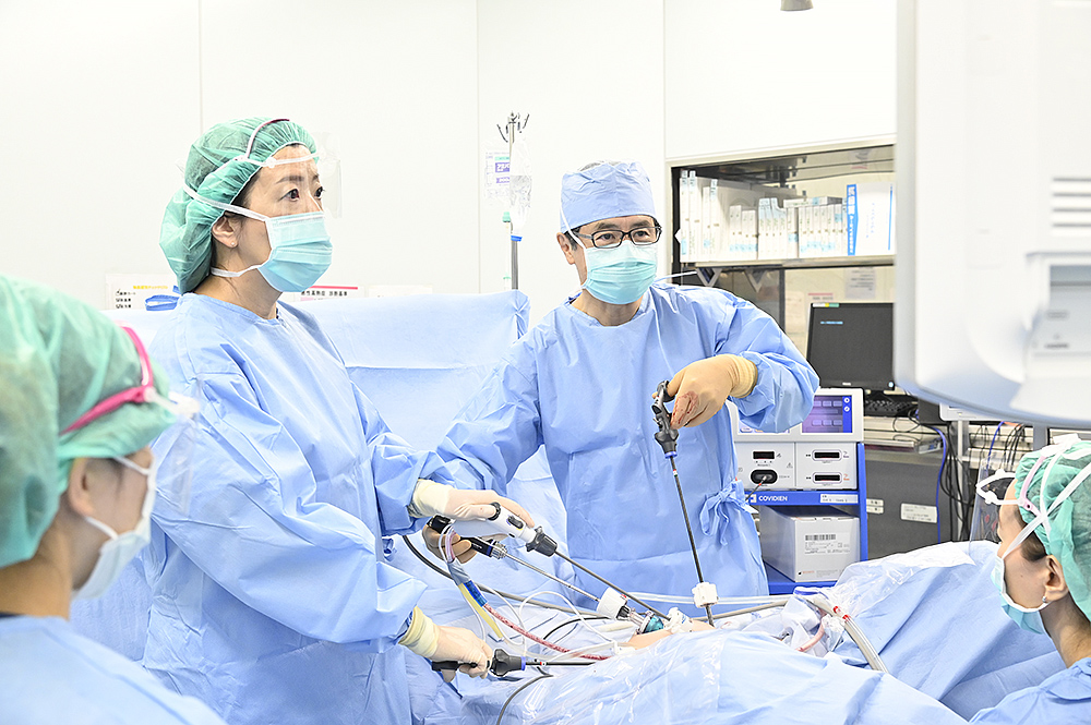 非手術によるアイリフトの費用